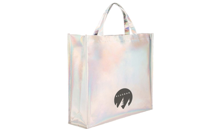 Shopper in TNT