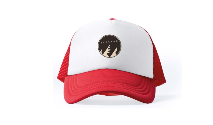 Berretto con Frontalino Imbottito e Retro Traforato